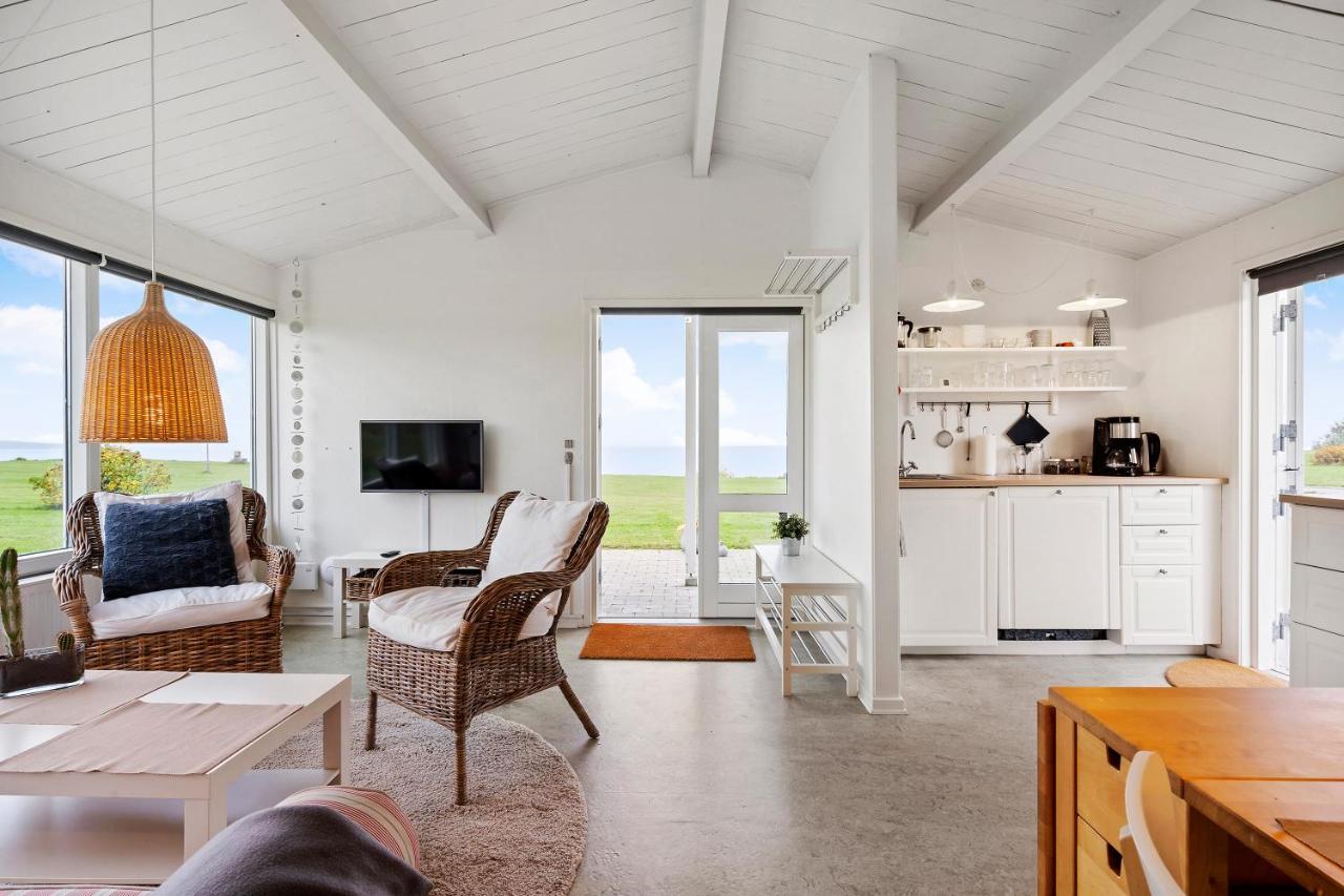 Cozy 2-Bedroom J Seaside Escape At Summerhouse Brenderup Exterior foto